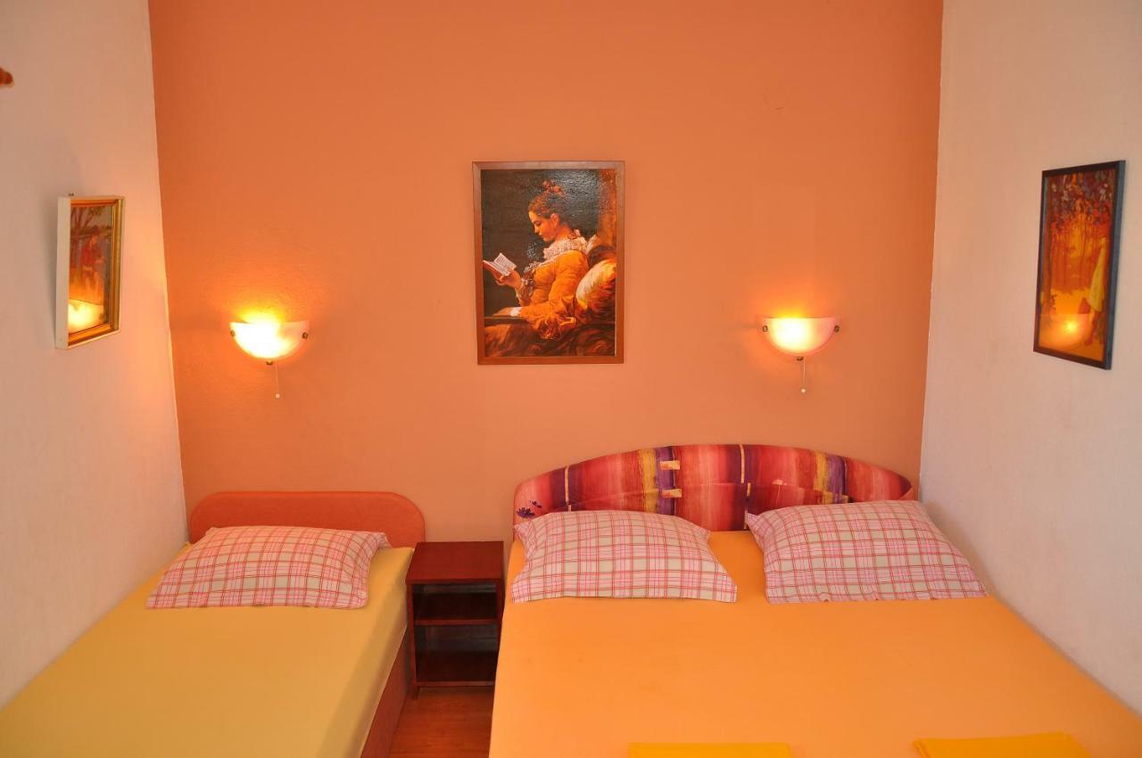 Apartments Villa Annika Slatine Extérieur photo