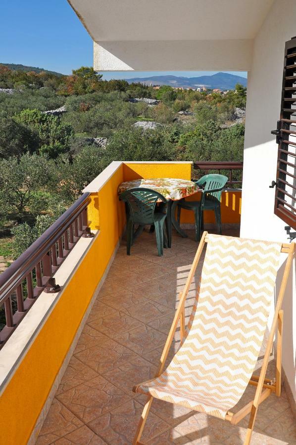 Apartments Villa Annika Slatine Extérieur photo